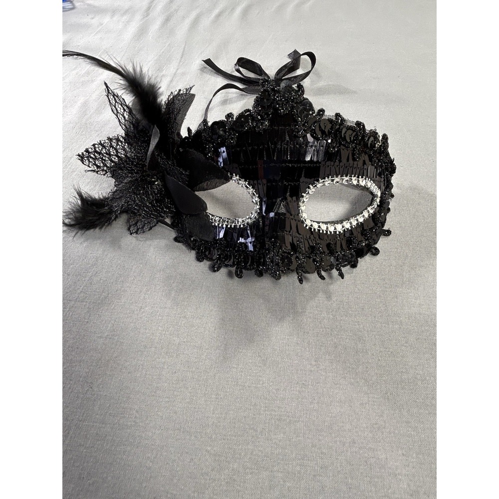 Venetian Masquerade Sequins Flower Feathers Black Half Mask Dance Costume